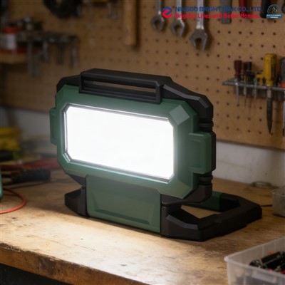Kleine oplaadbare LED-werklamp